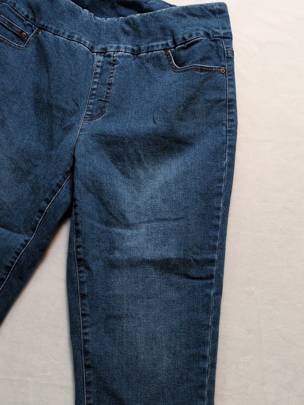 Slim-Sation 5-Pocket Crop Jeans Stretch Pull On Fringe Blue Size 12 - Picture 5 of 16